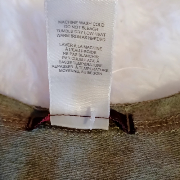 MARK LADIES SWEATSHIRT SZ M GREEN COLOR - Picture 2 of 9